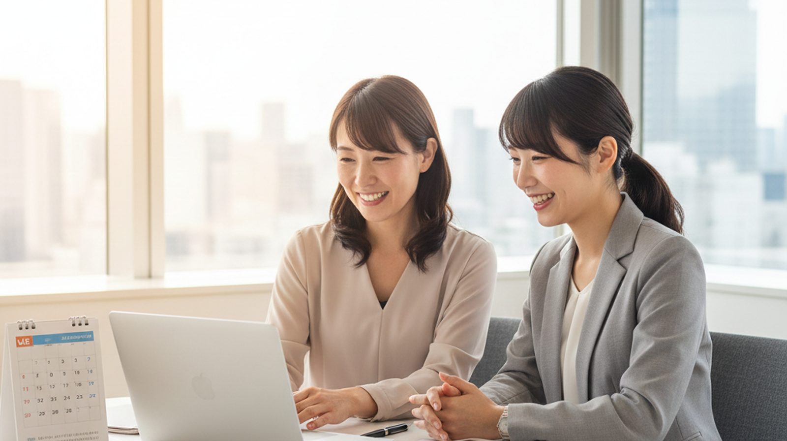 社労士と人事担当者がパートナーとして連携し戦略的に労務管理を行うイメージ